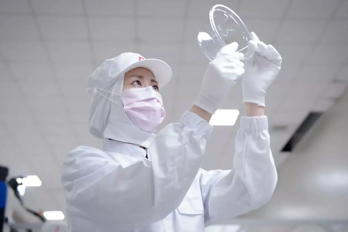 製品の魅力を最大限に引き出すために、SPIがゼロからカスタム設計した食品パッケージ。