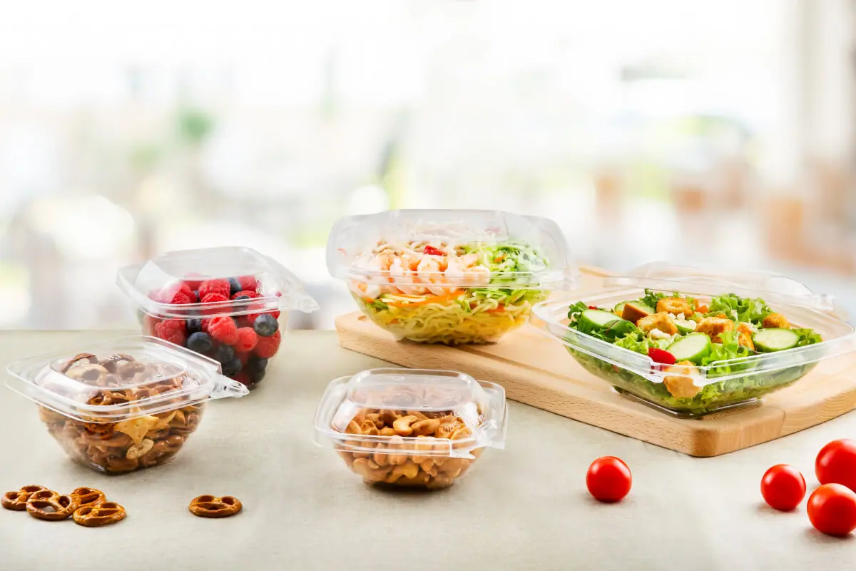 プラスチック容器のメリット:なぜ今でも包装資材として選ばれているのか?